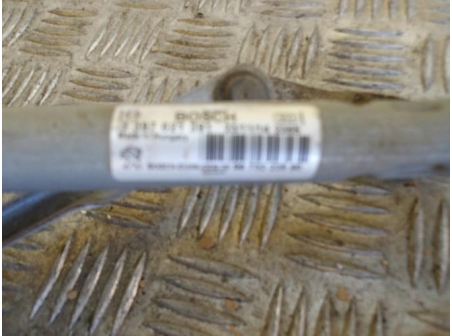 104486991-36599f0c-38fd-4543-bb23-df6ec2e9bed0-Piece-104486991-Moteur-essuie-glace-avant-PEUGEOT-208-1-PHASE-1-14-HDI-8V-TURBO-f9d770f05e9cbaa6496e84d4009759114fa8b9a241bde48a06a51cf7fe22cdec_m.JPG