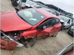 Vehicule-RENAULT-CLIO%204%20PHASE%202-2018-b96f9e7d2a2a0301f9b1dded0adf8c5a2afe33b2db7f3c5c9acc30783fb50aac_m.jpg 2