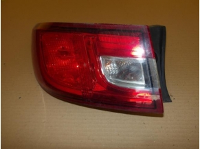 104556064-f56384eb-106a-4343-8584-bfe862dd4bea-Piece-Feu-arriere-principal-gauche-RENAULT-CLIO-4-PHASE-1-15-DCI-8V-TURBO-51f811a314f40be901df41f1eb8661c55510d4b94623398dce83da0e51f1d137_m.JPG