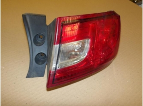 104556894-8da287a4-a84e-4205-8188-ba5148601876-Piece-Feu-arriere-principal-droit-RENAULT-f9dbebe0c21dacc41f6309bd90697faf988bb884c792da07983a3f9ca9382416_m.JPG