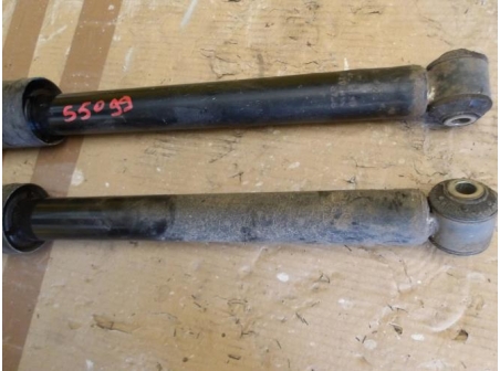 104609598-a2ccfa60-0710-4a08-8650-c4d67fe3531d-Piece-Amortisseurs-arriere-FIAT-PUNTO-EVO-3-14i-8V-5c1970ffcb7f373ca4b34699429b702224b6ec05cce027a23405cd07a990fd3d_m.JPG