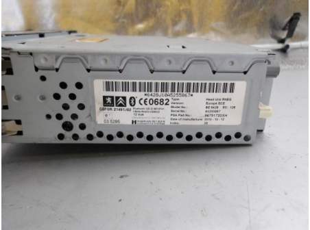 105200918-f2e53c54-f62b-429b-98d9-a6d84dda8de3-Piece-Autoradio-dorigine-92c959b1adf79e85dfabff320ad630308501e4443ec2553c04e0224d99d59a6a_m.JPG