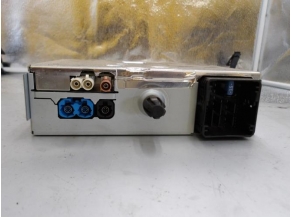 105208716-9041b186-85aa-4307-942e-db2e845409c8-Piece-Autoradio-dorigine-PEUGEOT-208-2-E-208-4b228071ef55c597fd32d17c6efde11e85e1b6f5af8c8b2debf0798fd98da302_m.JPG 2