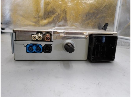 105208716-28e4a64d-382f-444c-9ae9-63d46a6b5e56-Piece-Autoradio-dorigine-PEUGEOT-208-2-E-208-ece42f0b9262b825df2aad1fbb0695ec1e1aefcc7038d525a8a8587ce67c4607_m.JPG
