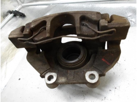 105211393-1fd8fc20-799a-4448-9294-ed8845d41918-Piece-Etrier-avant-droit-PEUGEOT-665ada19261e8ed525af3bad59f766799496f3c70352dc92d559638118675aad_m.JPG