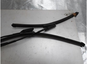 105212186-7e794ac7-03f6-4c32-ab29-dd21467d5af2-Piece-Bras-essuie-glace-avant-PEUGEOT-9daece7839245d9323e0562c087880020a1894a1d17a51c29677f6f3823ecbf8_m.JPG 2