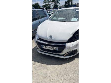 Vehicule-PEUGEOT-208%201%20PHASE%202-2016-40953263af0161199818b0fc5e3e1e9e2bbbc0f4d8eb95d80ba3468781c84a2b_m.jpg
