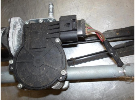 105275073-c6c58c3c-dc52-4407-8159-78f3a32eb756-Piece-Moteur-essuie-glace-avant-SEAT-535bbbe3c3cddee3f0332ef92fc58ed995953dc3d34dd0e15dc1ba32fba6fb10_m.JPG