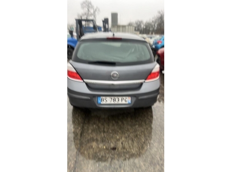 Vehicule-OPEL-ASTRA%20H%20PHASE%201-2004-8a83e79e2a1e115ad6f74dd094ad1feda172d7e1c1b7af487b38b966100740b2_m.jpg