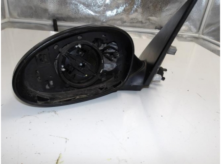 105326982-e4201634-c734-464b-bb12-fc39e6f72031-Piece-Retroviseur-gauche-BMW-eb0511a07486ae1bbb8af02b2e749a3a9b714128dd7f64b9d3c667996848558e_m.JPG