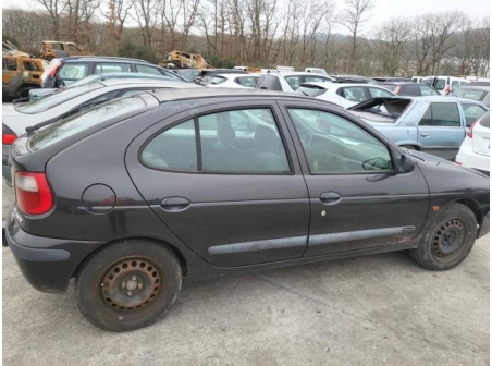 Vehicule-RENAULT-MEGANE%201%20PHASE%202-2001-fef1ce81f39da0b15a8c71806d9c472a3c9b8d1d229f3f8affc4a44aebae1b0c_m.jpg