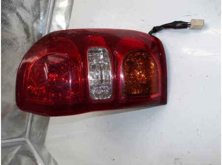 105339341-78b138d4-9890-43f5-9a58-fc9fcbbee2a5-Piece-Feu-arriere-principal-droit-TOYOTA-ad6f945e7d0f2021debad840ea5203771e7d96d0275f0bdc9f0869a3809adba5_m.JPG