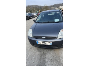 105404077-f4022b12-f23b-45df-ba26-a4fee5fdaf15-Piece-Calandre-FORD-c3137cd931fbefe5e67b1093b3efc874137bc90ed1ebb0e4a77255470d9a136d_m.JPG 2