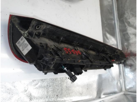 105404799-6325d915-3772-4e9a-9f6d-05a06035393b-Piece-Feu-arriere-principal-gauche-FORD-FIESTA-5-PHASE-1-13i-8V-ccb9e181f6da1bb8520ed13930995977f6bd3a7b6ad2ed7a7ddfb78e7459acaf_m.JPG