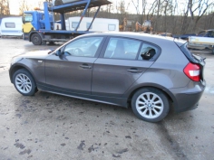 Vehicule-BMW-SERIE-1-E81-E88-E82-E87-SERIE-1-E87-2-2006-f5ded439ffc462fad842a16ebd9d7d4a6f51edc0559a8173fb19738fa38c3ce3.JPG 2