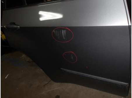 105413809-80178ab4-6a0f-4da4-942d-ee0b87758185-Piece-Porte-arriere-droit-BMW-2be28920b91087f06ec77e425d2f4e75ae84374321db586b03adf020506c434b_m.JPG