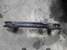 Piece-Renfort-pare-choc-avant-(traverse)--62fc231551055a8f46eb0aee74493d8093bb79f594877560bcb11a9d83905069.JPG
