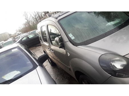 Vehicule-RENAULT-KANGOO-2-PHASE-1-2011-82bf0ca8387ab956a9128bc0937136a5ff0bd7e91d720c3bf44e4c7353a34158_mtn.jpg