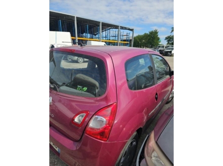 Vehicule-RENAULT-TWINGO%202%20PHASE%202-2013-58a35b556d12c3b49f793c1957301f5bfad4fa409c8ce1afc24a4985697dcd0f_m.jpg