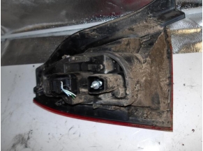 105455764-9a24f9c8-e172-434a-ae63-54ec71b7027f-Piece-Feu-arriere-principal-droit-RENAULT-463a7bb45b39cf228590400e7c10dcc586467fc106b60a0cae3ea021dd13b643_m.JPG 2