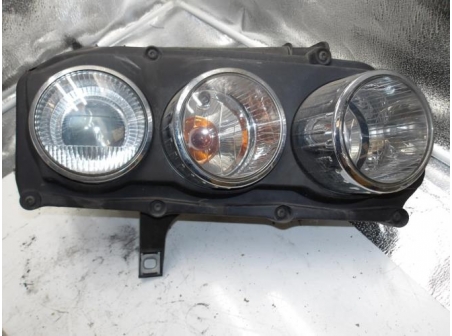 105464026-30618714-0e99-4113-9be7-abe96754789b-Piece-Optique-avant-principal-droit-ALFA-ROMEO-20c7a1b701f9a413e41e4a56360453ec403635f4184a20d22219404974abfbc8_m.JPG