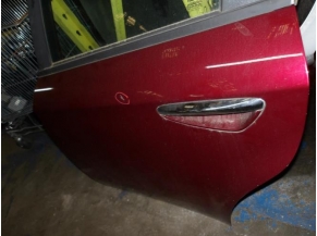 105464155-cf3b2864-15ed-41b0-a133-e40aa150142e-Piece-Porte-arriere-gauche-ALFA-ROMEO-44f879cf0c8c9451cfd0cfb82c3b1055e31701bca9a6fbbc818e7cf8dd02590a_m.JPG 2