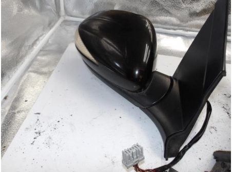 105477727-ecbc8f70-90bc-448a-9ed5-66d7d3e8d663-Piece-Retroviseur-droit-HONDA-5e3acf2f599cb5082a0e4543480ce8b4bc78a3b3f6cd4602e6168d3a689e9ee4_m.JPG