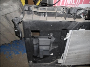 105485592-e468c4e1-fdce-413a-a6ee-49fac7b8b001-Piece-Armature-avant-Masque-avant-PEUGEOT-17771df7d948ed15e49f50109306f15b7f5b5728a31fb6f50c10da58d698e55b_m.JPG 2