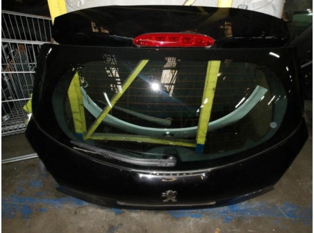 105486018-f5631639-28f8-4752-91fd-94965b7d2e90-Piece-Malle-Hayon-arriere-PEUGEOT-e3e66a1a8e06f993cd5dd9996803633965d1f38fd23ce6026daaefc83e17b722_m.JPG