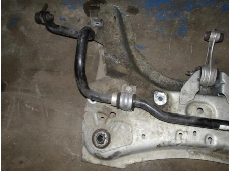 105516963-12ec689e-3283-4338-bbbe-0a95c95b2e96-Piece-Berceau-avant-RENAULT-dd36198b4bcd92b94e0f7e6eaf2c2625df2991c86b72c71c263beedfb1dcc37c_m.JPG