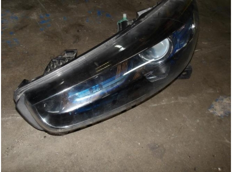 105517212-8fc89604-c02b-4882-87ed-33a24ee368ab-Piece-Optique-avant-principal-gauche-RENAULT-ZOE-1-ZE-ELECTRIQUE-b1a63ed83890db930d6157340bda72493662ee5dfa0f52899b0eb0de45c67c54_m.JPG