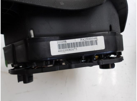 105519539-9f97dae3-e31c-4d02-8e8e-aa30eff62111-Piece-Air-bag-conducteur-OPEL-930755ed2ead86d80c2e780424b36c982beddaa00f46c8b5aa2ddcbdd92c0e49_m.JPG