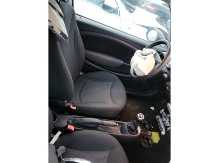 Vehicule-MINI-MINI%202%20R55%20CLUBMAN%20PHASE%201%20BREAK-2010-5ce57ad3b668fda4d34aa7852fcdb402392b58931737437b3e589cee22851fb7_m.jpg