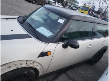 Vehicule-MINI-MINI%202%20R55%20CLUBMAN%20PHASE%201%20BREAK-2010-6a59336758b04ab74bf411cf827a310c0ecf030edb96d2ef2a20a1cd743de2be_m.jpg