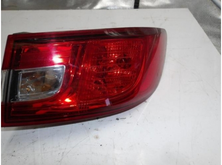 105538263-4c00b813-d216-4cba-9a5c-537d962a9208-Piece-Feu-arriere-principal-droit-RENAULT-f256275da86ed04cba694566bc6126a14a405c75271e0707f9bd63346fd104b5_m.JPG