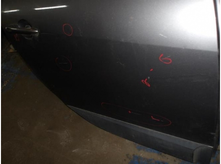 105541611-55c573e2-fd50-4b98-8f9f-a9e1d14f68d5-Piece-Porte-arriere-droit-RENAULT-1c6ef312bafa2d9319439c4c9d6785f14cee6720442b6aeccf1f91da16687a89_m.JPG