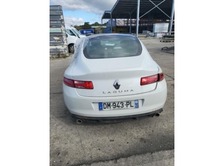 Vehicule-RENAULT-LAGUNA%203%20PHASE%202%20COUPE-2014-f2f92d9fad129119a16cf34be357580a6f972ff1456808705c23e6d0635e724b_m.jpg