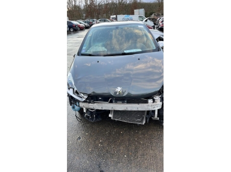 Vehicule-PEUGEOT-208%201%20PHASE%202-2017-473ff239079de9b309479eeb0cc57a28e61f9b4b17f307f11053484f7b73de6b_m.jpg