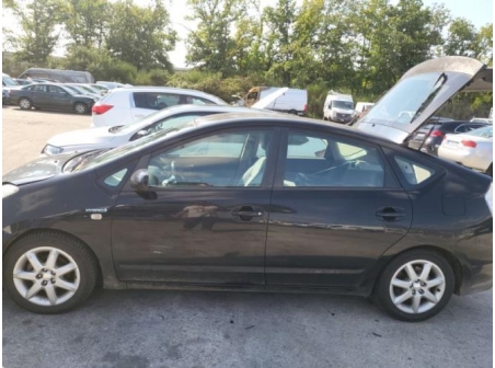 Vehicule-TOYOTA-PRIUS%202-2008-f411b993e71f7fcbd91aebdfe33996a698fd060bcdc77a76c2485b5eb86b71b3_m.jpg