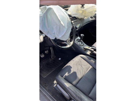 Vehicule-HONDA-CIVIC%208%20PHASE%202-2010-73ca84cf9254714dd97937f2c9ee0d175fd8b3f6eae1c16f340d604ade6197fe_m.jpg