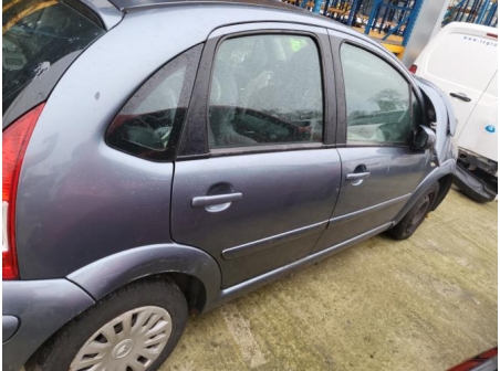 Vehicule-CITROEN-C3%201%20PHASE%202-2006-66566c89fab64e8b505347e3123d7e24d5d179bdb987f645678f5760f1b3f7b4_m.jpg