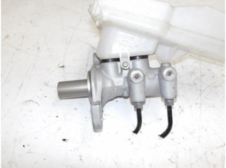 105651136-fb15d764-da10-42fc-a017-0562d0622701-Piece-Maitre-cylindre-PEUGEOT-2008-2-12-PURETECH-12V-TURBO-c8312e88b262a91485de48aa77f0273bbd2dc779be3250d5b1173451023d4f41_m.JPG