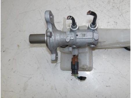 105651136-e5516787-511b-4183-b2fa-206a48038d90-Piece-Maitre-cylindre-PEUGEOT-2008-2-12-PURETECH-12V-TURBO-e469131b0001d35a1cf50714f395bbd9bdae46631c87e45697cf8071e31f8ced_m.JPG
