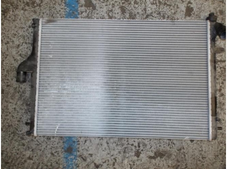 105656632-bc576561-1c47-4a11-83c6-7c56505e79a7-Piece-Radiateur-eau-DACIA-867f45968277db105264f05eaef41b9ffaf9d78a7ca950992b4833981f5377fd_m.JPG