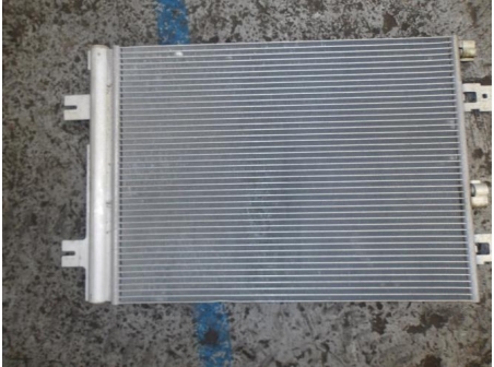 105656656-72d5cd68-bcbe-4202-9f63-50904e55f37e-Piece-Radiateur-clim-DACIA-ceaf786d66464d34124db7e4a257b8672839ddb9be57bec84f3c9a57f193c8df_m.JPG