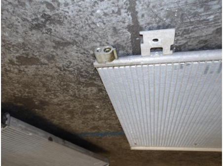 105656656-7a5cb30c-4302-4a4a-ba44-b89c0b4871f4-Piece-Radiateur-clim-DACIA-1826c9f88fae235762c73435bcbffc77f1c25d767e2f682fd8e33e6d06298ee3_m.JPG