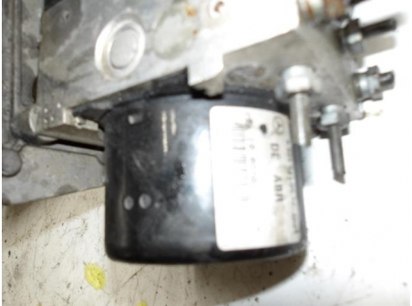 105668720-eb7a1a38-81c5-44f7-911e-662425370a72-Piece-Bloc-ABS-MERCEDES-f26293e931c4b5796a73328d24a18c3013d7e2dc6f3a87c00ecd530e1eb9d36d_m.JPG
