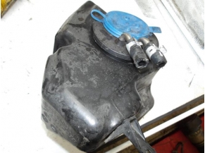 105669551-41f3d682-90d2-45b2-b780-79be531262e3-Piece-Vase-de-lave-glace-MERCEDES-11c306637d8c328cb23e8445cfecb81f6a2c6b8be324c31f9d298d192feeb3a3_m.JPG 2