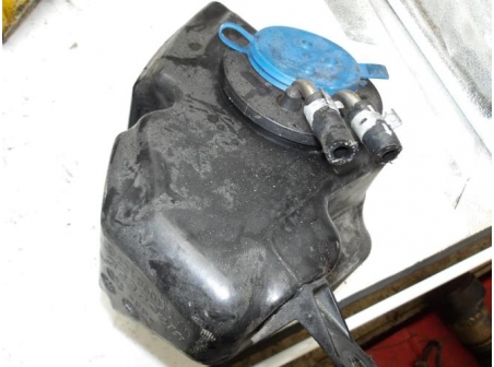 105669551-a631c33d-b37e-4c09-9082-213f539ebc6a-Piece-Vase-de-lave-glace-MERCEDES-7954ec94441d63b967f164d8bfc2606694bbf4df7d754174fd268d80d1ccb521_m.JPG