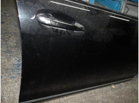 105670771-e4f1c653-a7a5-45e3-899b-f7e0100745c3-Piece-Porte-avant-droit-MERCEDES-a7e76255ec32ab431d8c56027244b1ba1396c030fe6d1605c71b0c662f13661e_m.JPG